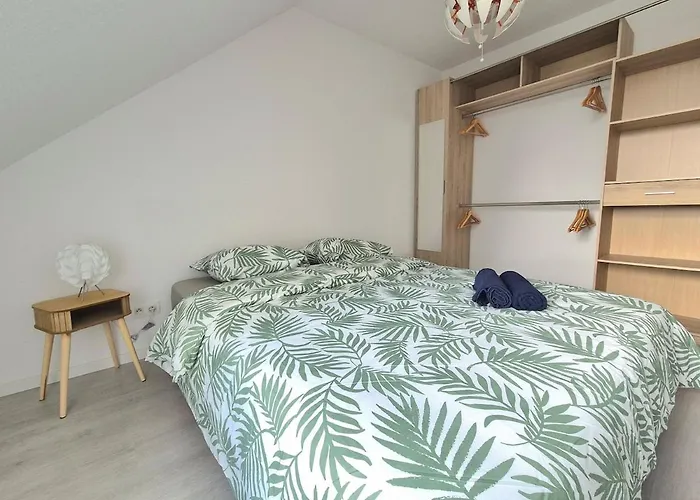 Le 119 - Route Des Vins Уссен